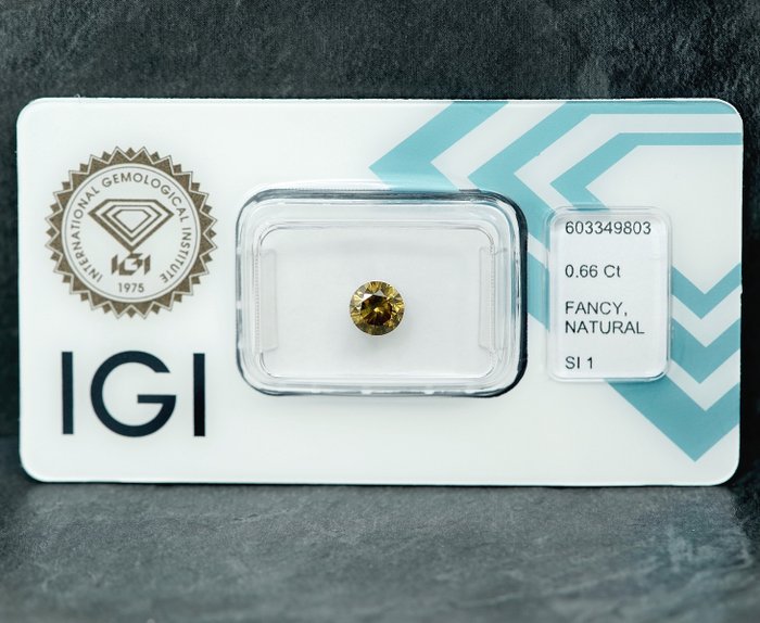 1 pcs Diamant  (Naturfarvet)  - 0.66 ct - Rund - Fancy intense Brunlig Gul - SI1 - International Gemological Institute (IGI)