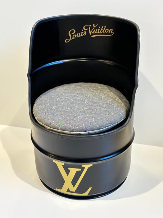 Rob VanMore - Barrel Seat Louis Vuitton - 57cm