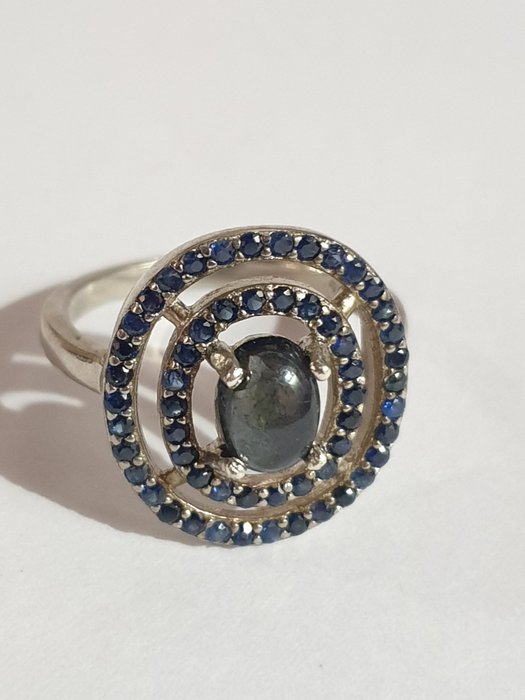 Ingen mindstepris - Ring Sølv Opal - Safir