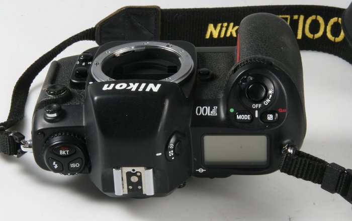 Nikon F100  body Reflekskamera med enkelt linse (SLR)