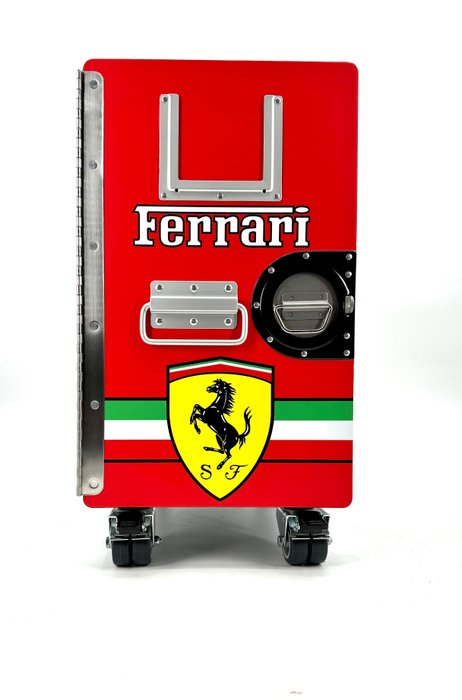 TrapTrading - Flyvogne  - Ferrari kabys container natbord sidebord - 2020+ - Ferrari flyselskab container