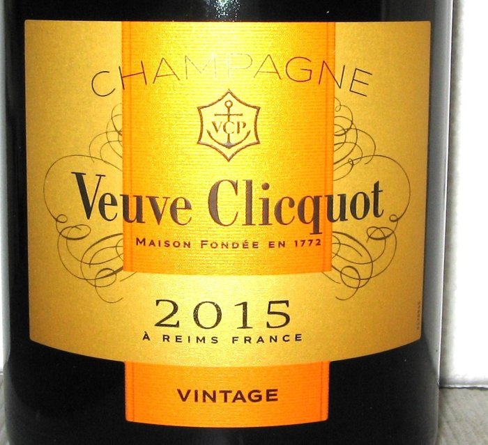 2015 Veuve Clicquot Brut Vintage - in OWC - Champagne Brut - 1 Magnum (15 L)