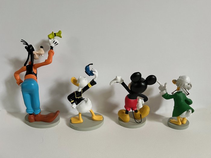 Disney - Mickey - Mickey, Donald, Dingo et Donald Dingue