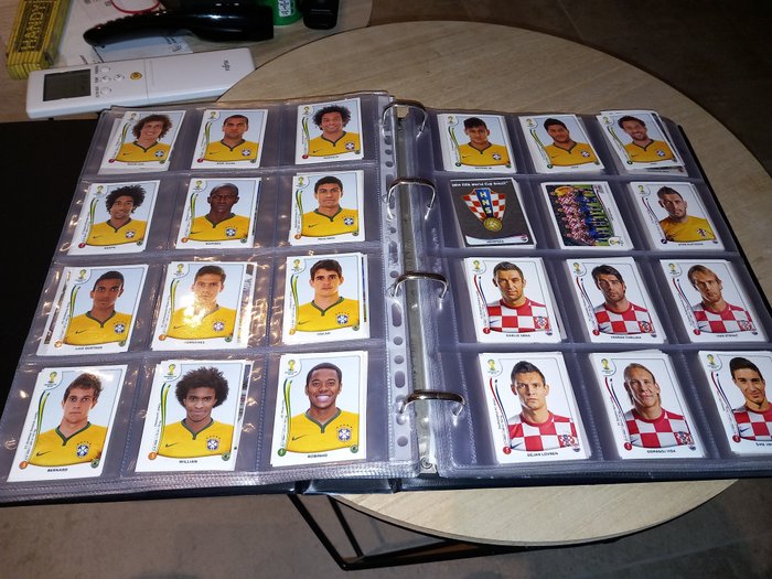 Panini - Brazil 2014 World Cup - 1 Empty album + complete loose sticker set