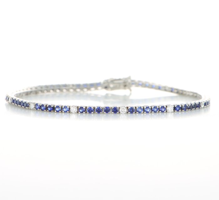 Ingen mindstepris - Armbånd - 18 kraat Hvidguld -  3.30ct. tw. Safir - Diamant