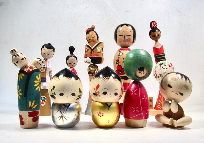 unknown  - Dukke mixed Vintage Kokeshi dolls - 1980-1990 - Japan