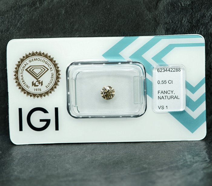 1 pcs Diamant  (Naturfarvet)  - 0.55 ct - Fancy Brunlig Gul - VS1 - International Gemological Institute (IGI)