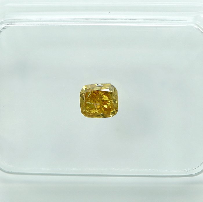 Ingen mindstepris - 1 pcs Diamant  (Naturfarvet)  - 0.35 ct - Fancy intense Orange nuance Gul - I1 - Gem Report Antwerp (GRA)