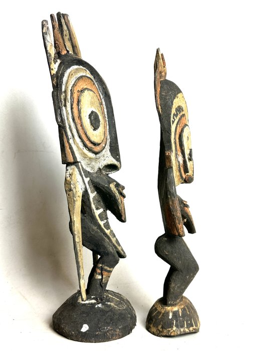 Forfædres åndefigurer - Sepik - Papua Ny Guinea  (Ingen mindstepris)