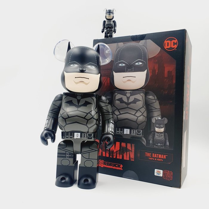 Medicom Toy x DC comics - Be@rbrick Batman 400%  100% Bearrick 2022