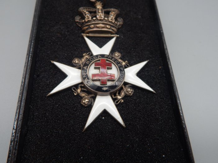 Storbritannien - Badge - masonic silver knight templar jewel in wooden box - 20. - sidst i