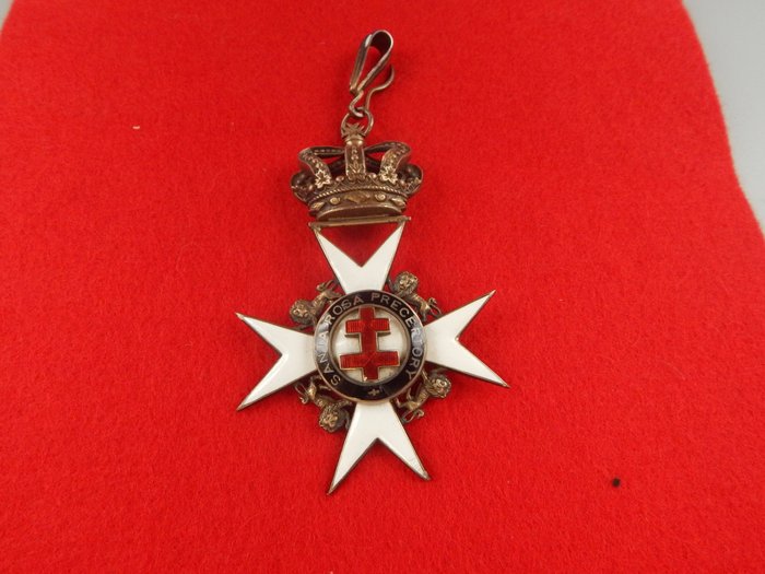 Storbritannien - Badge - masonic silver knight templar jewel in wooden box - 20. - sidst i