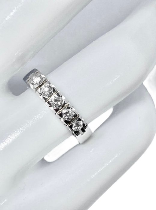 Ring - 18 kraat Hvidguld -  0.50ct. tw. Diamant (Natur)