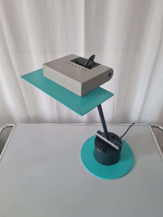 Bieffeplast - Ettore Sottsass - Skrivebordslampe - Aero - Stål - Memphis