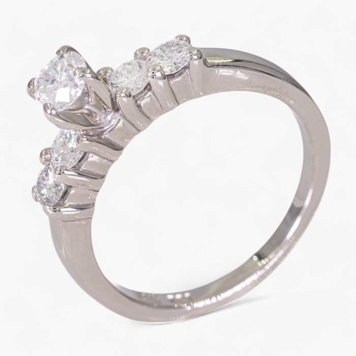 Ingen mindstepris - Ring - 14 karat Hvidguld, IGI Antwerpen certificeret - 0,72 ct diamanter -  0.72ct. tw. Diamant (Natur)