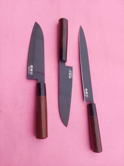 Obsidian - Køkkenkniv - Kitchen knife set -  Vi introducerer Obsidian specialfremstillede kokkeknive Traditionelt japansk håndværk under Obsidian - Specialiseret Shirogami hvidt stål - Japan