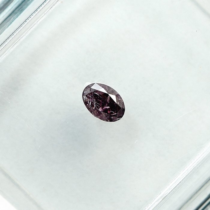 1 pcs Diamant  (Naturfarvet)  - 0.10 ct - Oval - Fancy Lille nuance Lyserød - I2 - International Gemological Institute (IGI)