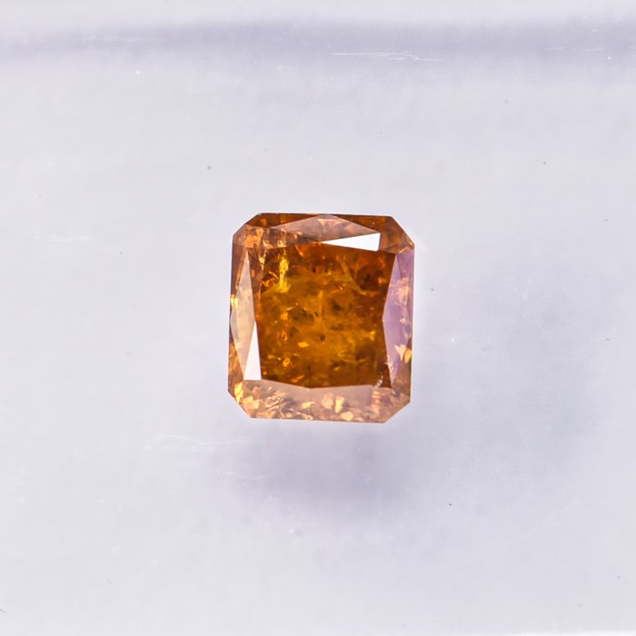 Ingen mindstepris - 1 pcs Diamant  (Naturfarvet)  - 0.51 ct - Radiant - Fancy vivid Orange - I3 - International Gemological Institute (IGI)