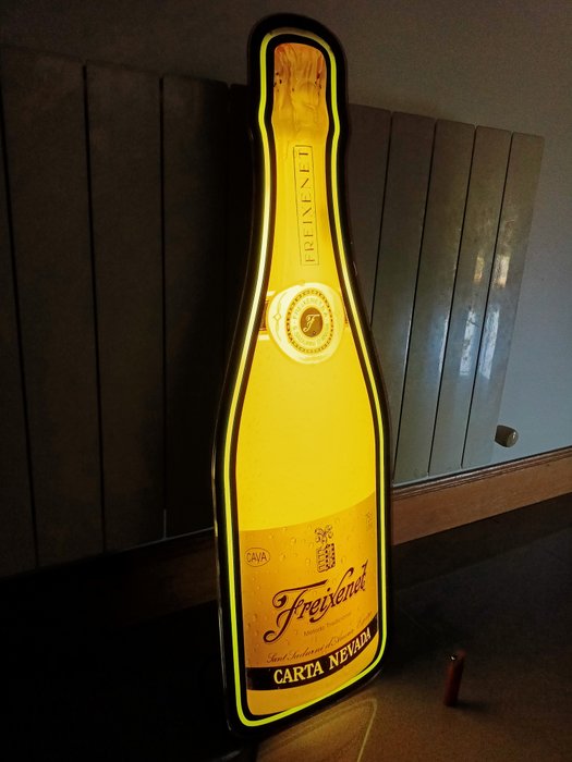 Freixenet botella gigante luminosa - Reklameskilt med baggrundsbelysning - Metal, Plast