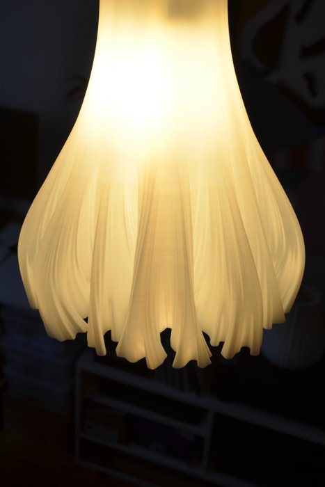 Michael Jasinski - Hængende lampe - H1 Perle - Biopolymer