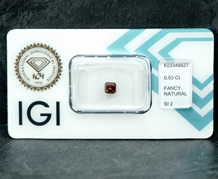 1 pcs Diamant  (Naturfarvet)  - 0.53 ct - Kvadrat - Fancy deep Orange Gul - SI2 - International Gemological Institute (IGI)