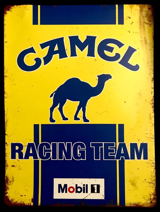 CAMEL - Reklameplakat - CAMEL - Mobil racing team , Frankrig. Rektangulært design.  Reklame - dekorativt skilt. Lavet i - Tin