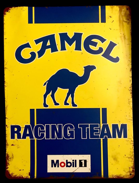 CAMEL - Reklameplakat - CAMEL - Mobil racing team , Frankrig. Rektangulært design.  Reklame - dekorativt skilt. Lavet i - Tin