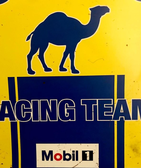 CAMEL - Reklameplakat - CAMEL - Mobil racing team , Frankrig. Rektangulært design.  Reklame - dekorativt skilt. Lavet i - Tin