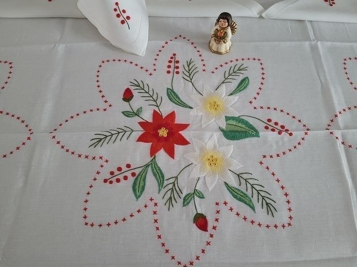 Christmas tablecloth hand embroidered - Dug  - 270 cm - 175 cm