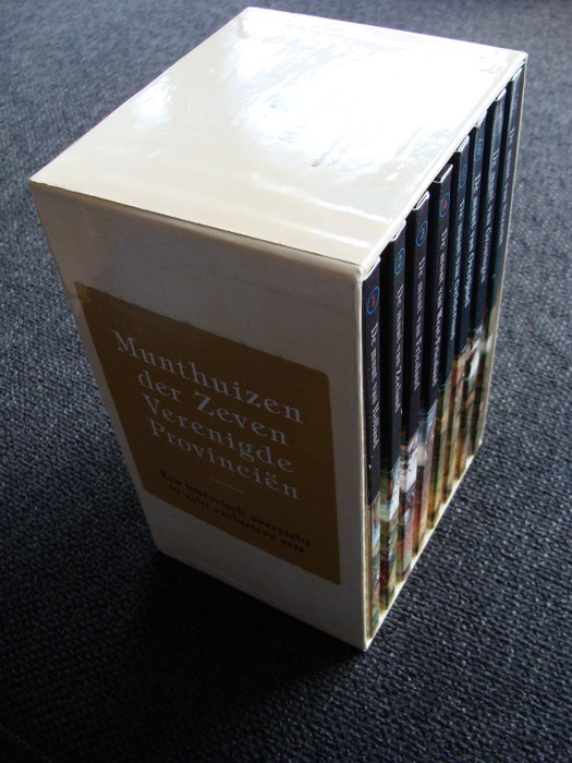 Holland. Jaarsets 1998/2001 'Munthuizen der Zeven Verenigde Provinciën' (8 verschillende) compleet in box  (Ingen mindstepris)