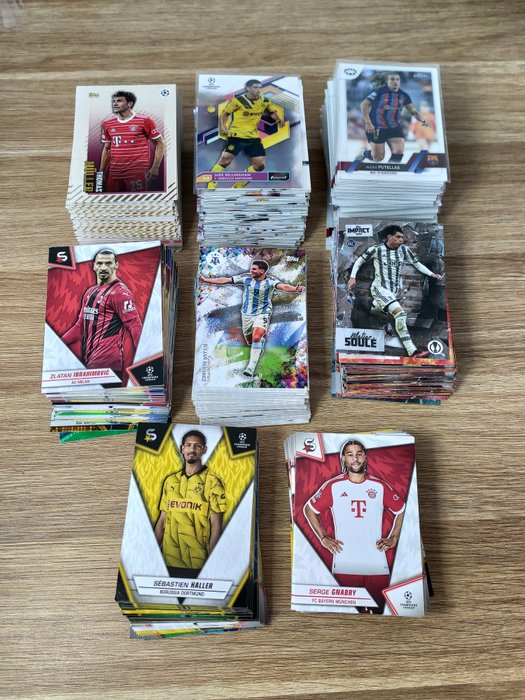 2022/23 Topps Super Lot 500x Cards Mixed collection - Næsten så god som ny (NM)