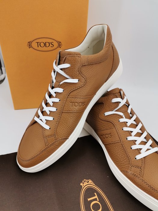 Tod's - Sneakers - Størelse: UK 9