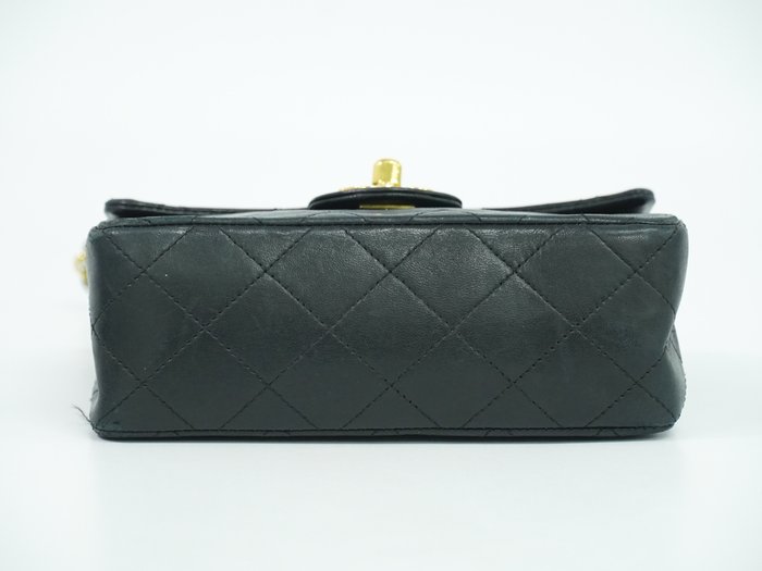 Chanel - Matelassé - Crossbody-taske