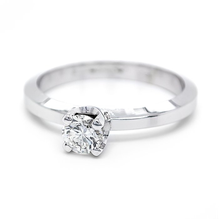 Ring - 14 karat Hvidguld -  0.30ct. tw. Diamant (Natur)