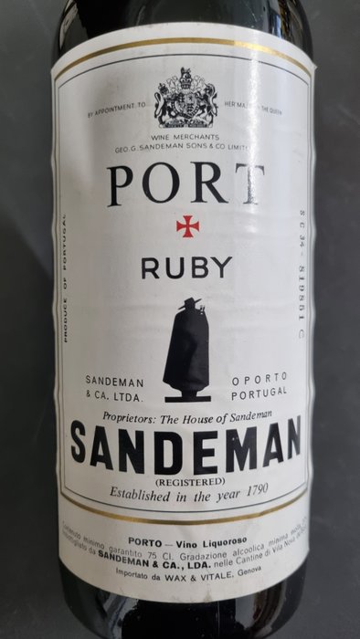 Sandeman - Ruby, Original Rich Ruby  Founders Reserve -  Douro  - 9 Flasker (0,75 L)