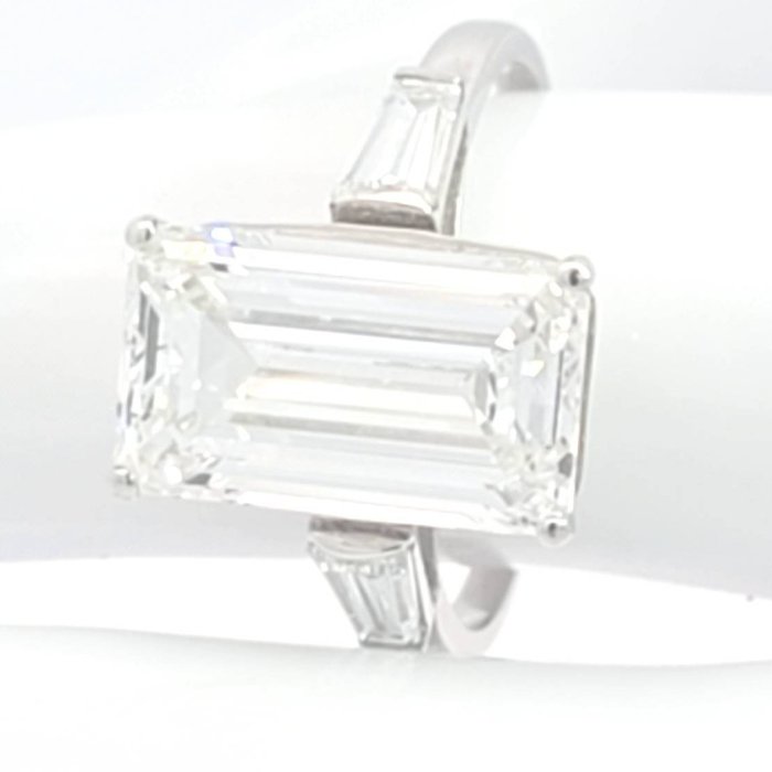 Ring Platin -  5.90ct. tw. Diamant (Laboratoriedyrket) - Diamant