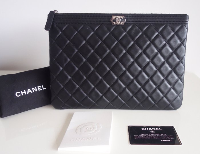 Chanel - Håndtaske uden hank