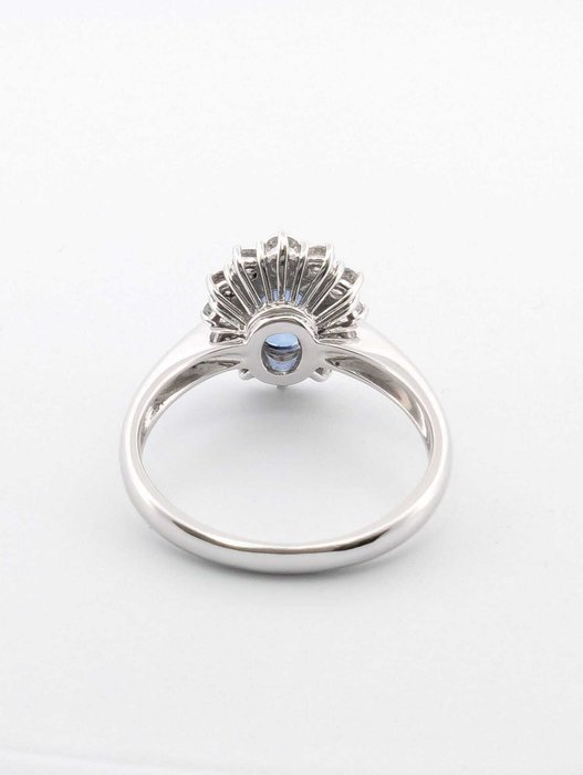 Ingen mindstepris - Ring - 18 kraat Hvidguld -  2.72ct. tw. Safir - Diamant