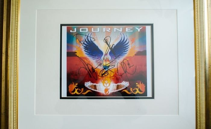 Journey - Revelation - Signed Photo - Framed - By 5 band members incl Neil Schon - Signeret foto - 2008 - Certifikat Håndunderskrevet personligt