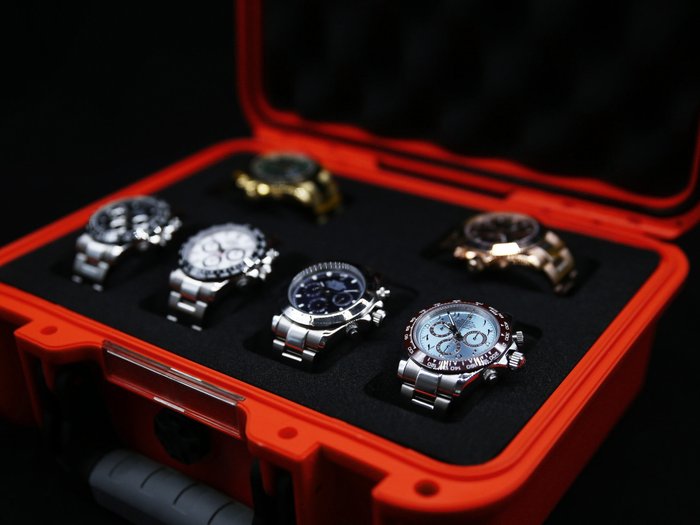 Indestructible Watch Suitcase for 6 Watches - Red - Elbrus Horology Timepiece Valet 6