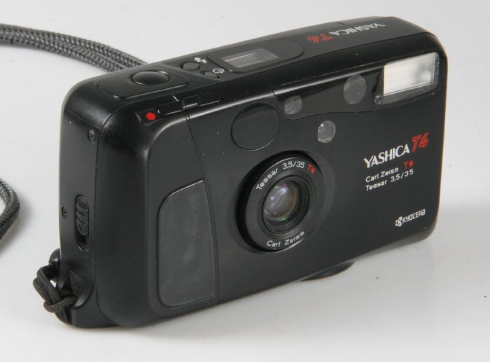 Yashica T4*  - edelcompact - Analogt kompaktkamera