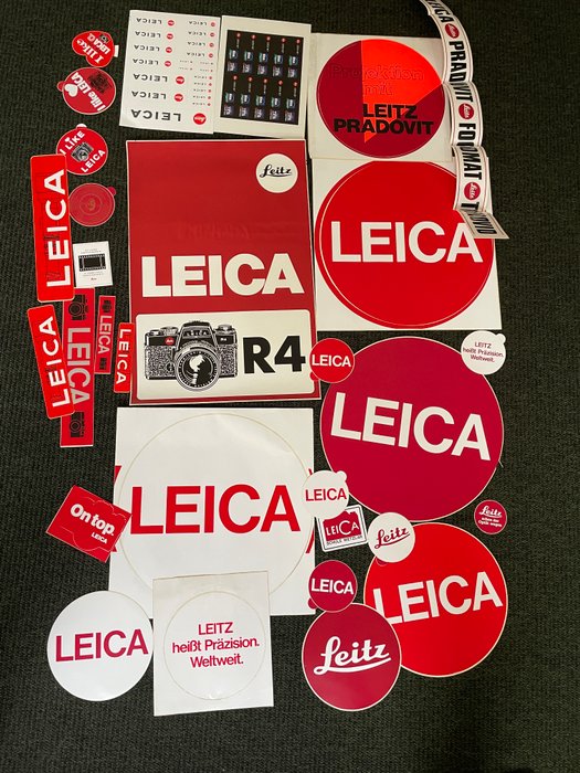 Leica lot van 30 originele Leica stickers waarvan vijf zeer grote stickers Rangefinder søgerkamera  (Ingen mindstepris)