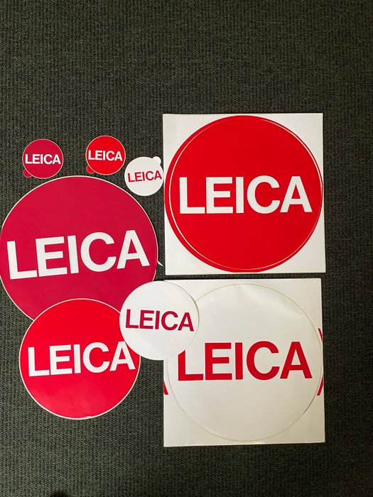 Leica lot van 30 originele Leica stickers waarvan vijf zeer grote stickers Rangefinder søgerkamera  (Ingen mindstepris)