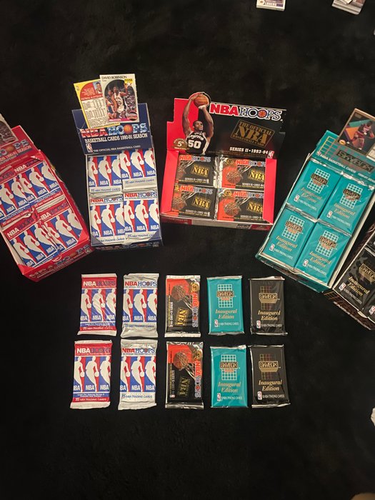 1990/91 and 93/94 NBA Hoops ; Skybox Series 1 and 2 - 10 Booster pack - Næsten så god som ny (NM)