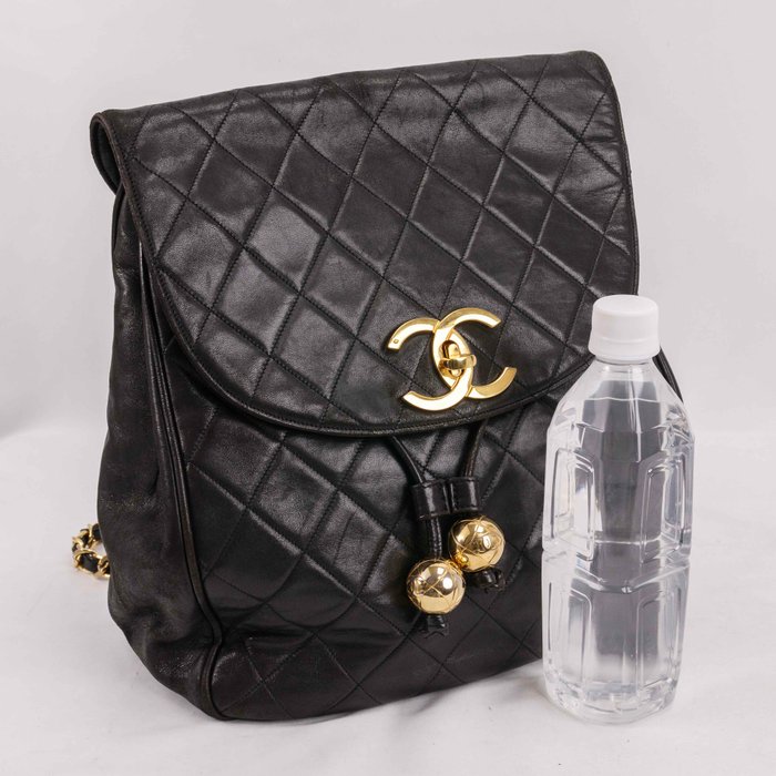 Chanel - CHANEL  Lambskin Quilted Tassel Drawstring Backpack Black - Skuldertaske