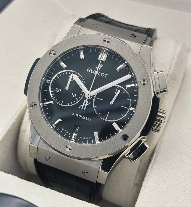 Hublot - Classic Fusion Automatic Chronograph - 521NX1171LR - Mænd - 2011-nu