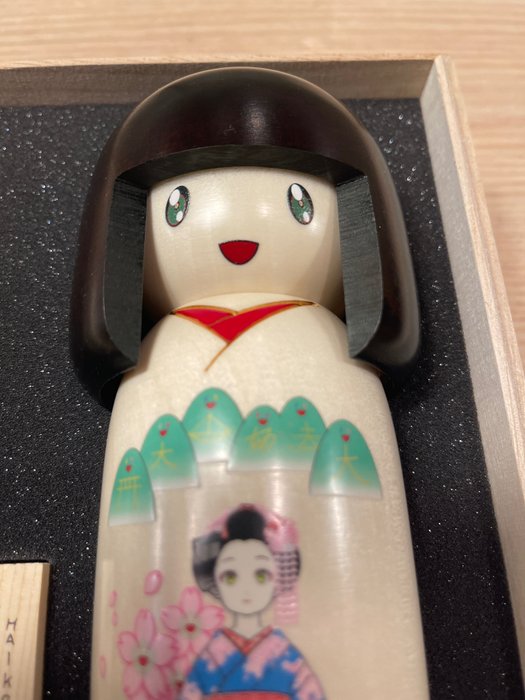 Takashi Murakami (1962) - こけし Kokeshi limited "舞妓Maiko"