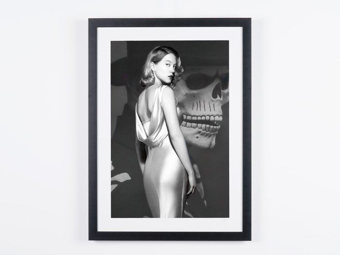 James Bond 007: Spectre, Léa Seydoux as "Madeleine" - Fine Art Photography - Luxury Wooden Framed 70X50 cm - Limited Edition Nr 02 of 30 - Serial ID 17036 - Original Certificate (COA), Hologram Logo Editor and QR Code - 100% New items.