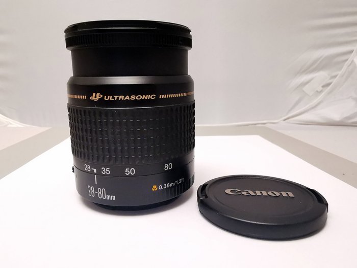 Canon EF 28-80mm f/3.5-5.6 III USM Zoomobjektiv