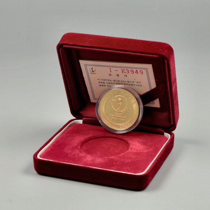 Sydkorea. 20.000 Won 2002 "FIFA World Cup Korea/Japan", 1/2 Oz (.999)